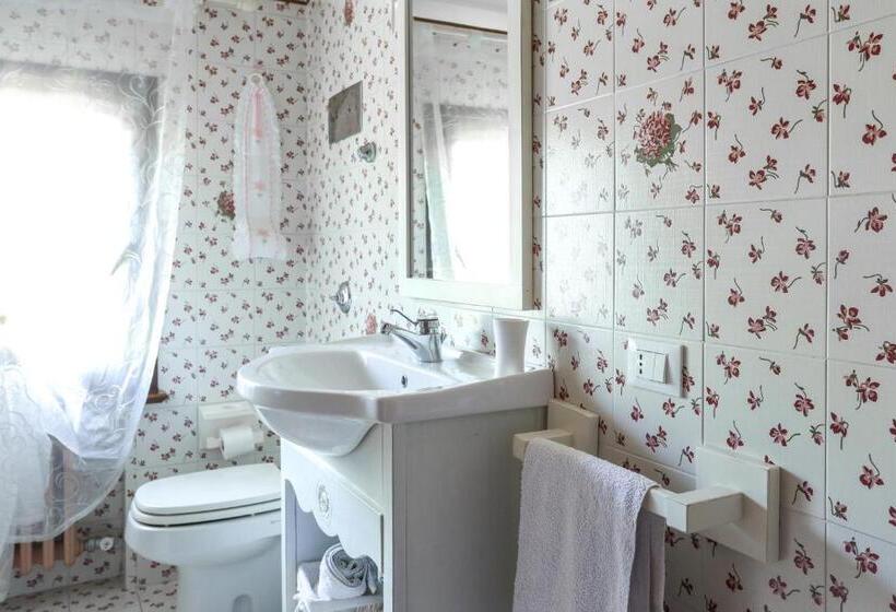 اتاق لوکس, La Dimora Di Lara B&b