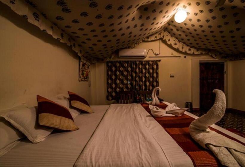 豪华房间, The Narayan Resort