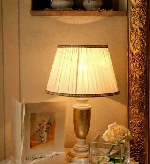 スタンダードルーム, Torre Giardino Segreto B&b  Borgo Capitano Collection   Albergo Diffuso