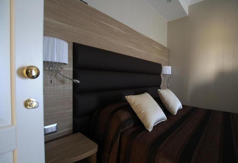 اتاق لوکس با بالکن, B&b Colle Del Re