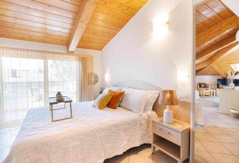 Quarto Triplo Estandar, Balaton