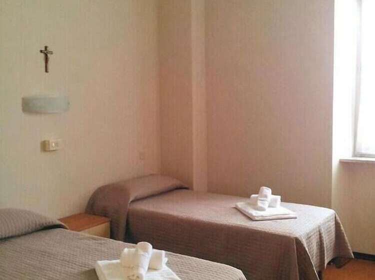 Номер Стандарт, Pensione Piemonte
