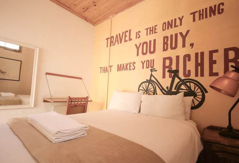 Номер Стандарт, Curiocity Backpackers Johannesburg