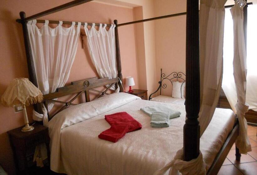 اتاق استاندارد با سرویس بهداشتی مشترک, B&b Le 2 Cantine
