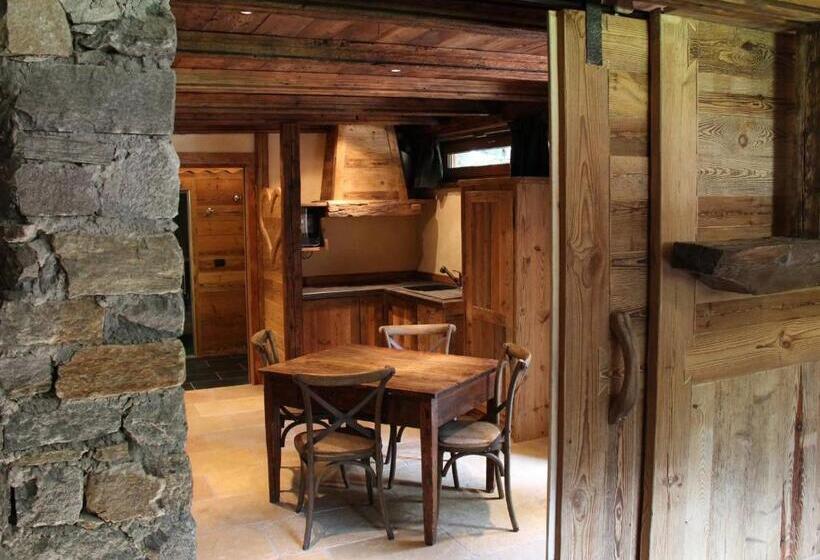 آپارتمان 1 خوابه, Les Trompeurs Chez Odette