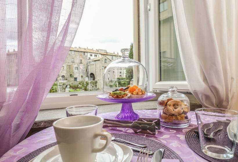 اتاق لوکس, Viterbo Antica   Centro Storico