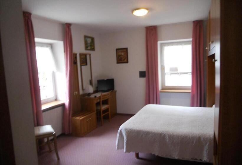 اتاق استاندارد سه نفره, Albergo Alpino