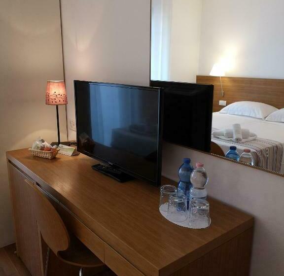 Номер Стандарт с Балконом, Lacroma Bio Hotel & Apartments