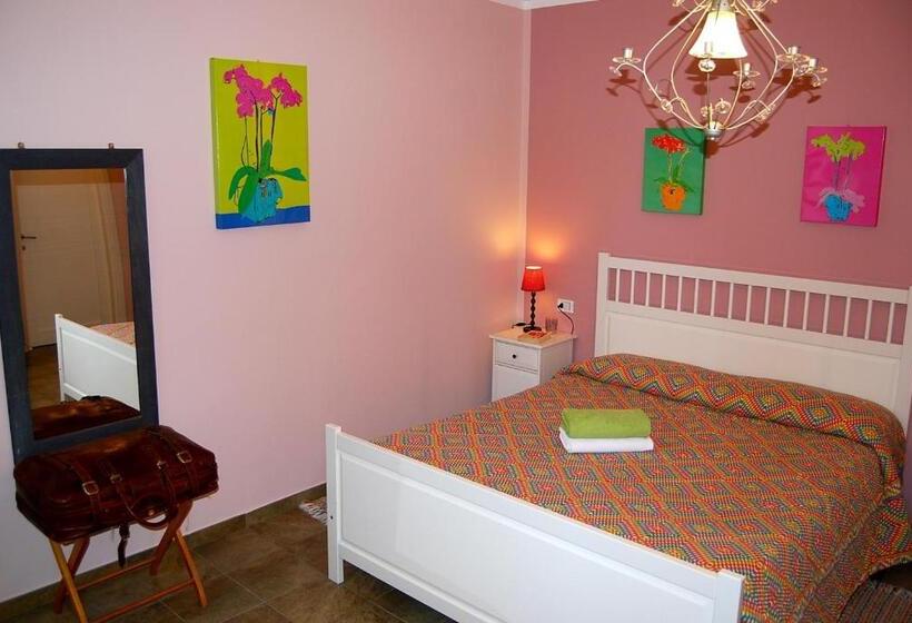 اتاق استاندارد, B&b Mama Rò