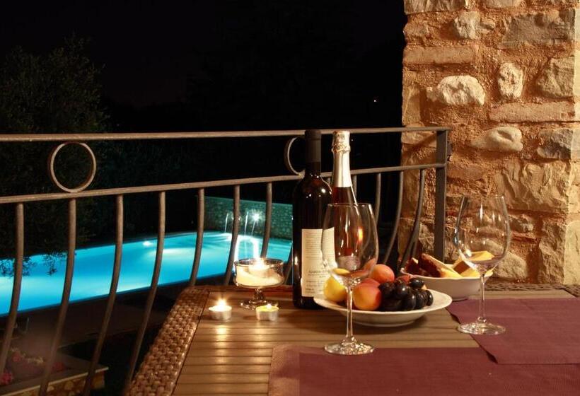 اتاق لوکس با بالکن, Agriturismo Corte Aurea