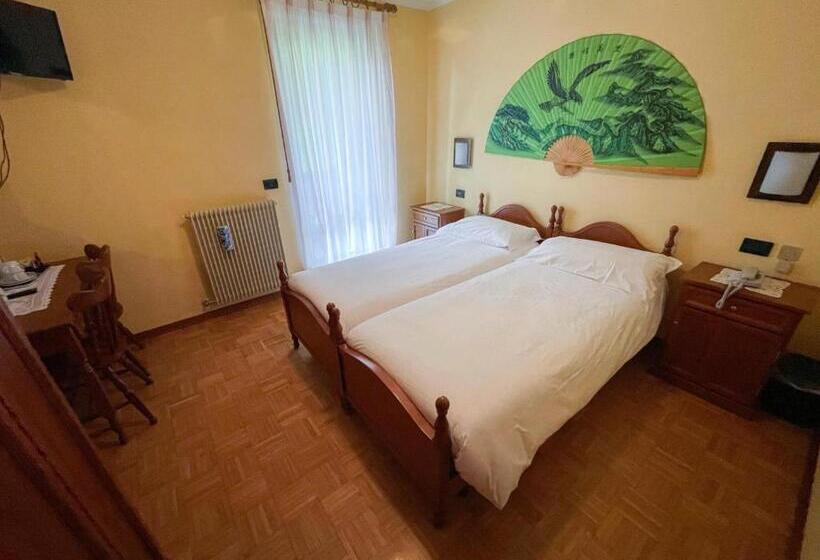 Номер Стандарт, Albergo Nuoitas