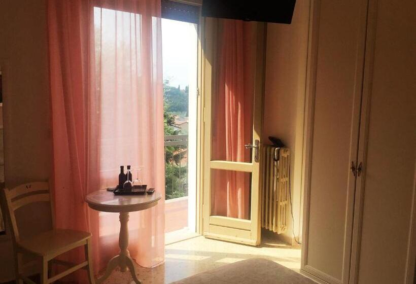 스탠다드 룸 호수 전망, Villa Emma Malcesine