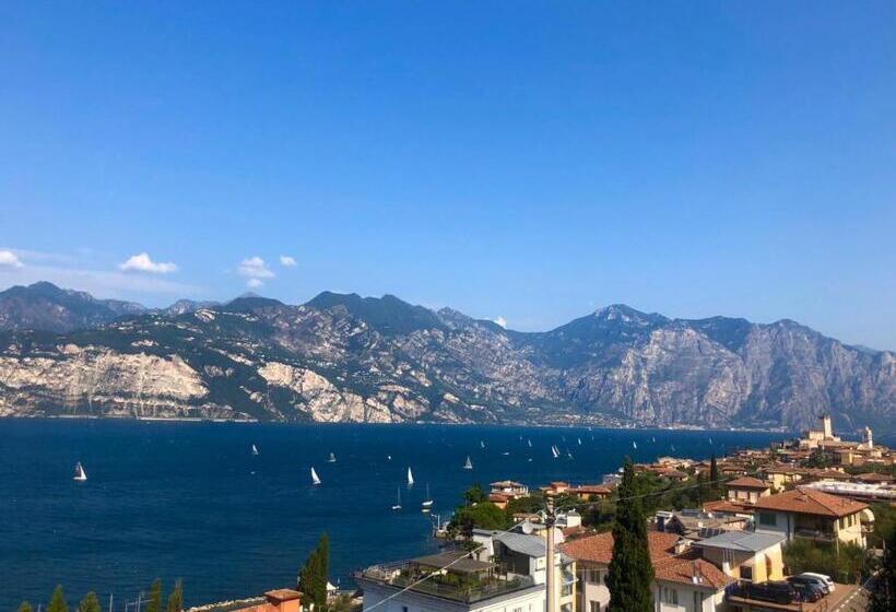 스탠다드 룸 킹사이즈 침대, Villa Emma Malcesine