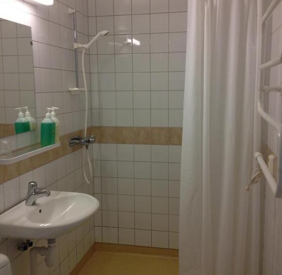 四人标准间, Källviken Semesterby
