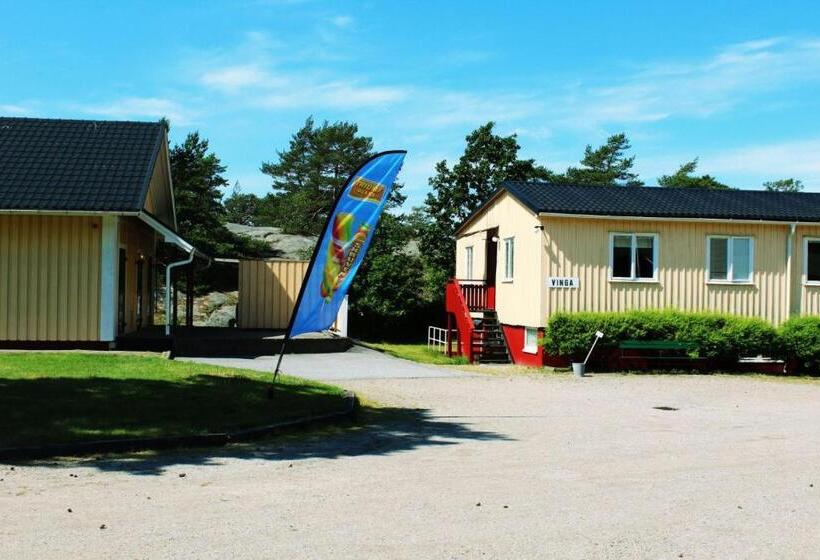 バスルーム共有のトリプルスタンダード, Källviken Semesterby