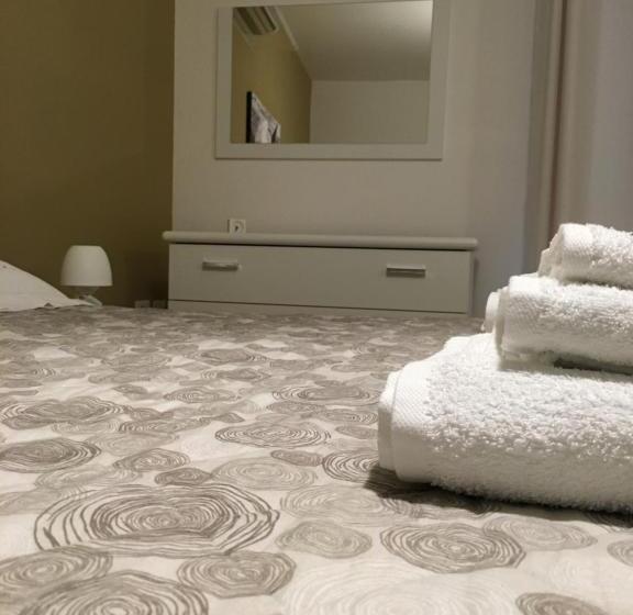 基本三人间, B&b Il Quadrifoglio