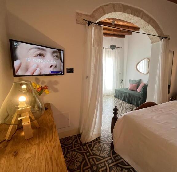 Superior Room with Terrace, Antico Mondo Rooms & Suites