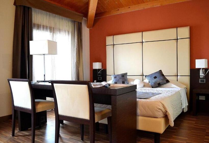 基本间, Albergo Minuetto