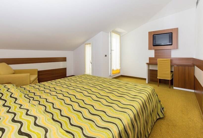 Economy Kamer, Maregolf