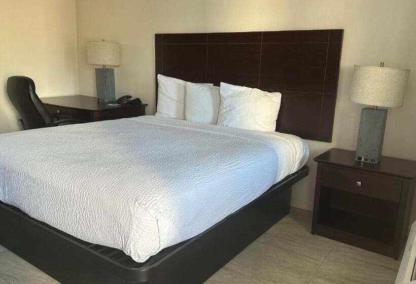 Стандартный Номер Кровать Кинг, Carom Inn Denham Springs  Baton Rouge