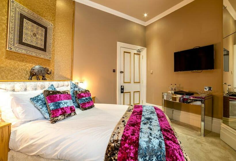 Номер Deluxe, Derby Manor
