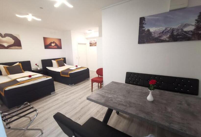 Family Suite, Garni City