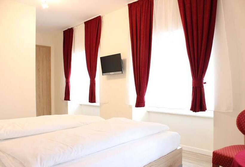Номер Economy, Garni City