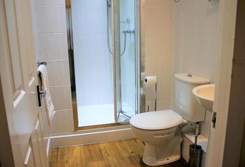 Номер Стандарт, Winchmore
