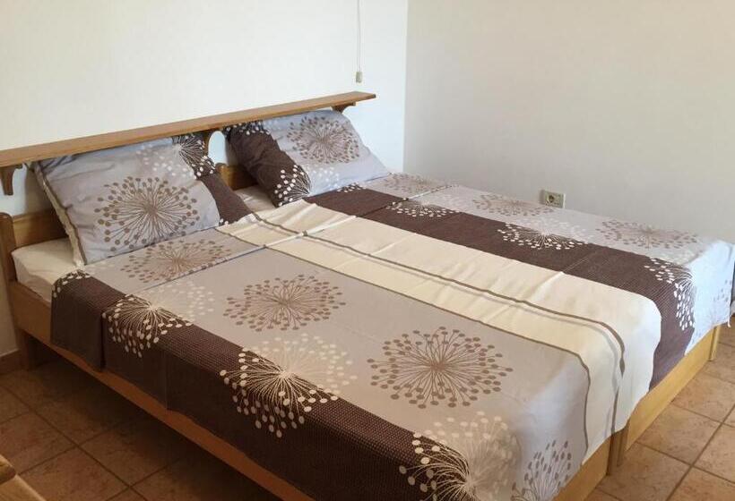 اتاق استاندارد با بالکن, Vera Bed And Breakfast
