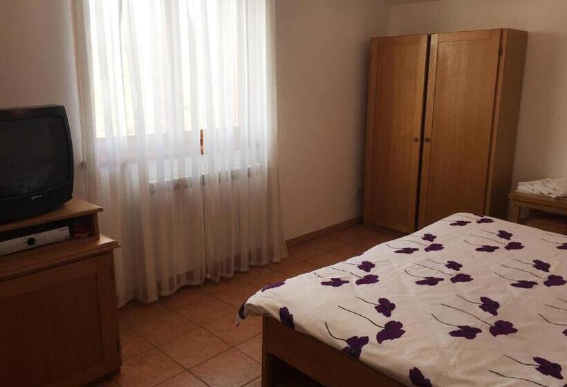 اتاق استاندارد, Vera Bed And Breakfast