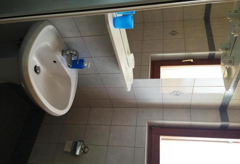 اتاق استاندارد, Vera Bed And Breakfast