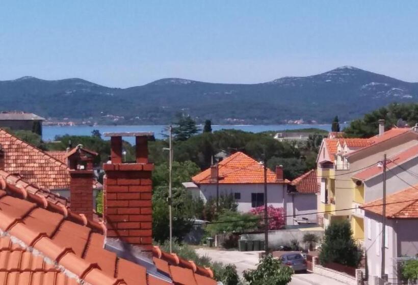 Camera Standard con Balcone, Pansion Maria