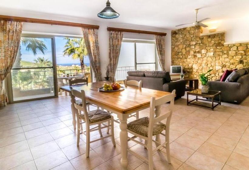 آپارتمان 2 خوابه, Ta Frenc Apartments