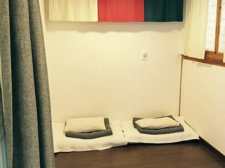 اتاق استاندارد, Hanok Got