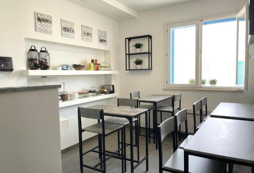 バルコニー付きスタンダードルーム, Cala Azzurra Macari Bed And Breakfast And Holidays House