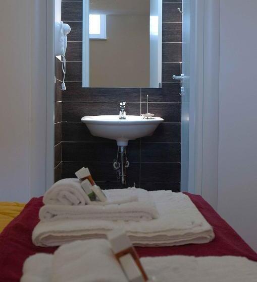 带阳台的三人标准间, B&b Sangiovanni
