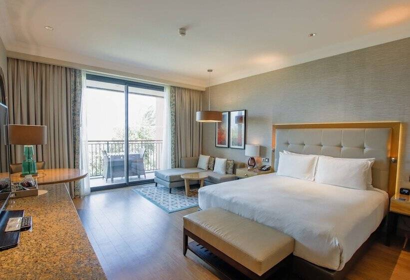 اتاق سوپریور با تخت بزرگ, Hilton Cabo Verde Sal Resort