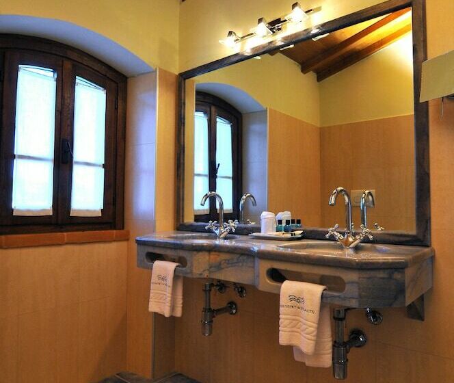 سوییت جونیور, Villa Valentina Spa
