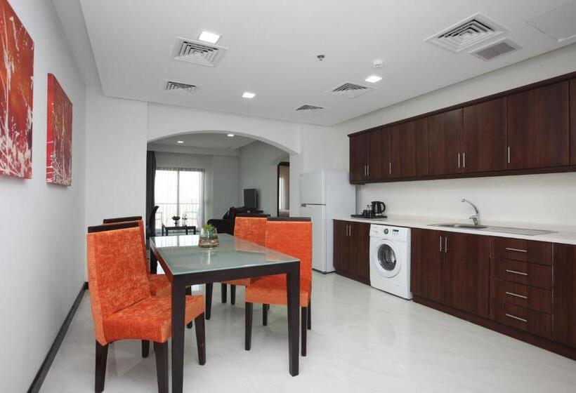 2 Bedrooms Suite Sea View, Golden Tulip Al Khobar Suites