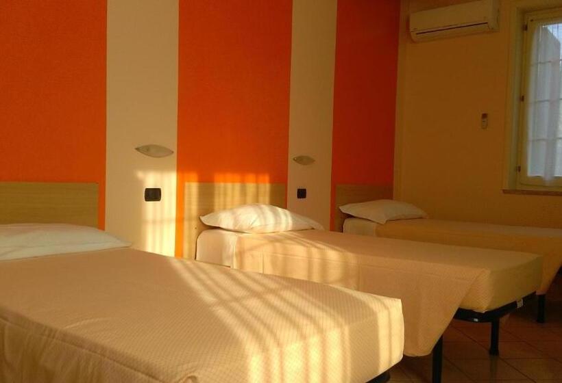 Номер Стандарт Трехместный, La Quercia Hotel Con Ristorante