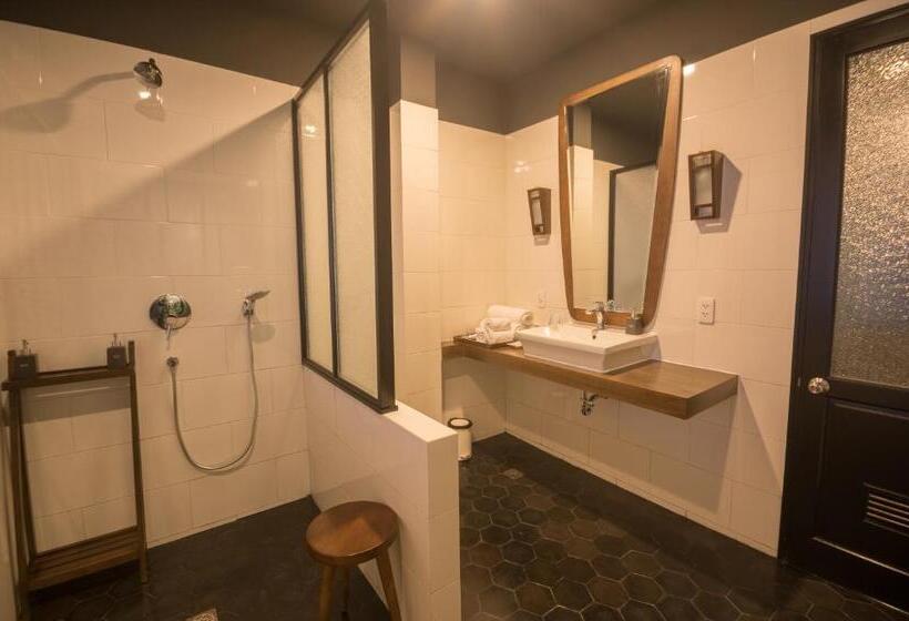Suite with Terrace, Danang Boutique