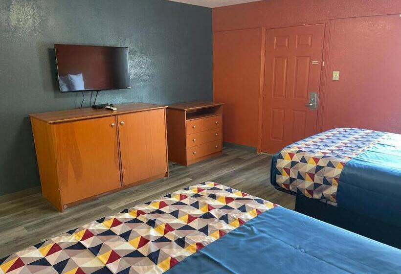 Номер Стандарт 2 Двуспальные Кровати, Economy Inn Hot Springs