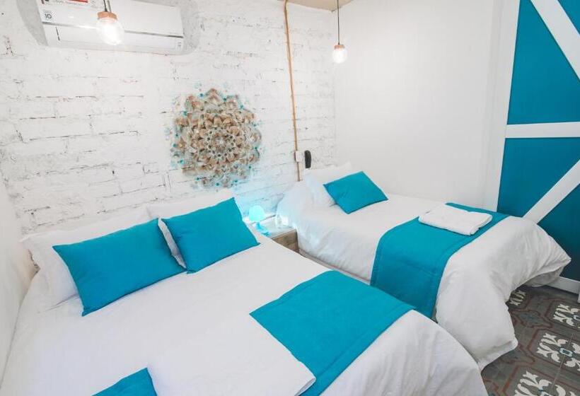 Quarto Triplo Deluxe, Casa Mendoza Hotel Boutique