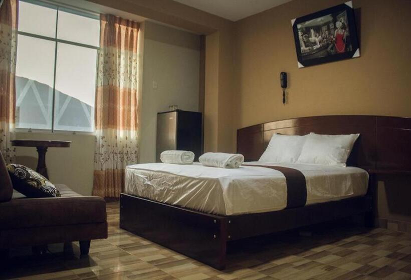 Студия Superior, Real Chimbote