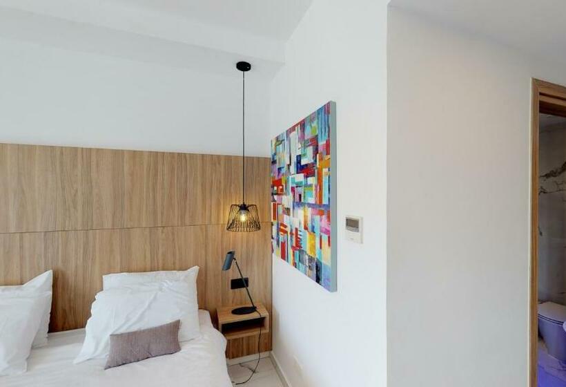 Номер Стандарт Внутренний, The Blue Ivy Hotel & Suites