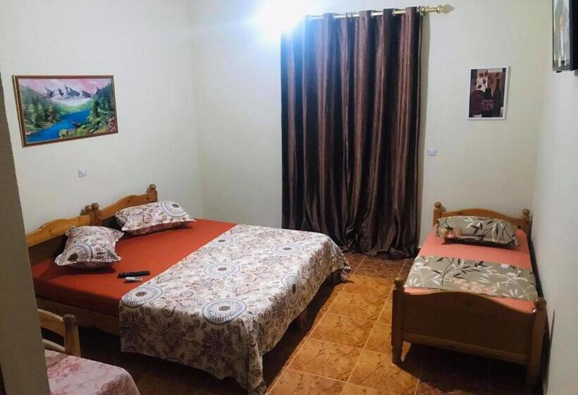 اتاق لوکس با چشم‌انداز دریا, Plage D Or