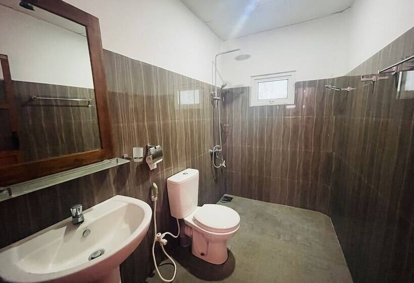 Трехместный Номер Deluxe, Green Hut Nature Resort