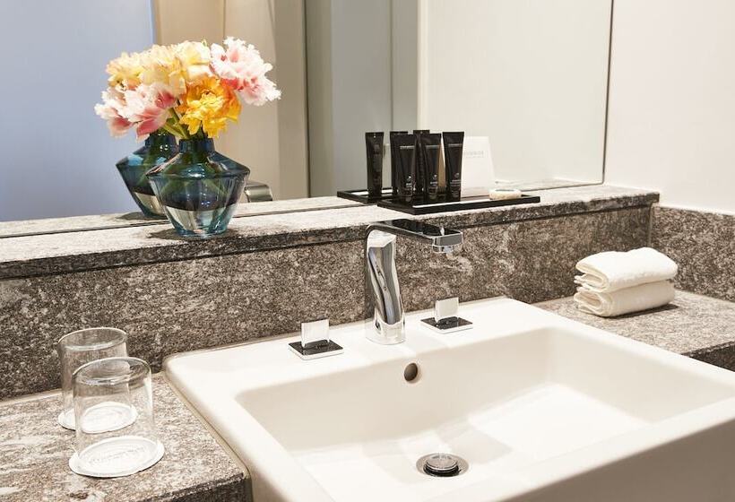 سوییت جونیور, Steigenberger Hotel München