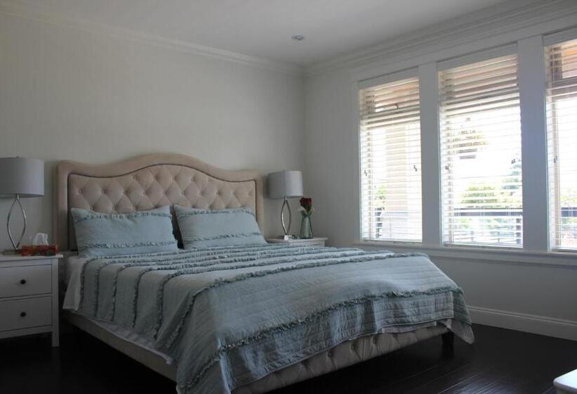 Стандартный Номер Кровать Кинг, White Rose House