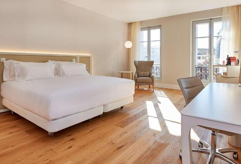 Номер Премиум, NH Collection Marseille